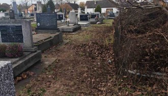 Održavanje groblja u Aleksandrovu - orezivanje granja