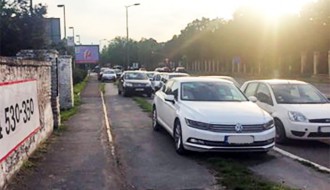 Bahato parkiranje kod 024