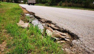 Udarne rupe na Bikovačkom putu