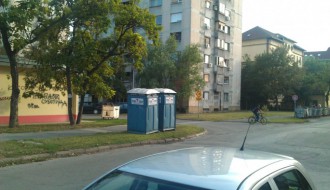 Mobilni toalet na Radijalcu (kod Trgoprometa)