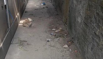 Oronuli trotoar i podvožnjak u Lošinjskoj ulici