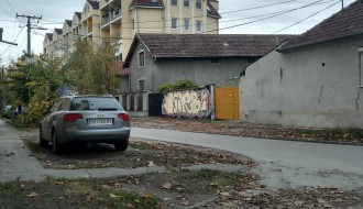 Problem sa nepreglednim raskrsnicama (Miloša Obilića - Vatroslava Lisinskog - Bore Stankovića)