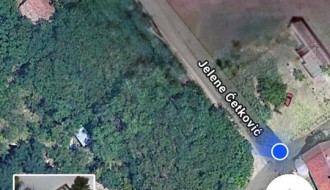 Pesak u Ulici Jelene Ćetković otežava kretanje stanovnika