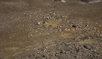 Potrebno asfaltiranje u uilici Gregora Kreka