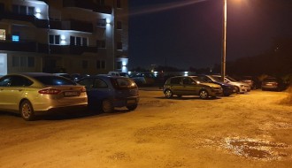 Parkiranje na putu u Kireškoj ulici