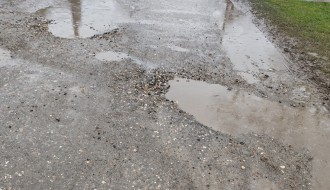 Rupe na sred ulice Gregora Kreka