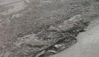 Udarne rupe na Bikovačkom putu