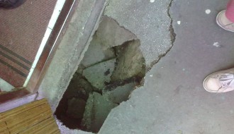 Rupa na Mlečnoj pijaci