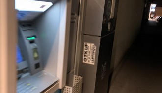 Lepljenje oglasa i plakata na javnim površinama