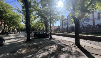 Bez info tabli za parking kod SInagoge