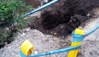 Pukla vodovodna cev više nije prioritet za sanaciju?