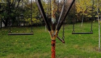 Održavanje dečjeg igrališta u Zetskoj ulici