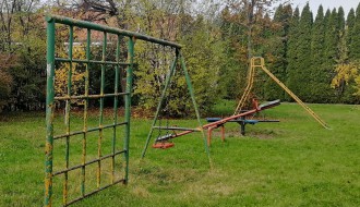 Održavanje dečjeg igrališta u Zetskoj ulici