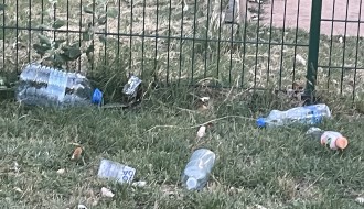 Smeće na Paliću kod sportskog centra