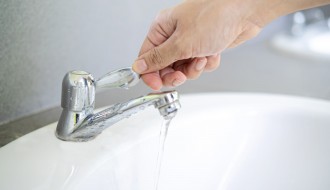 Slab pritisak vode u Kertvarošu