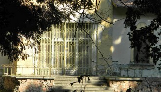 Propadanje zgrada na Paliću