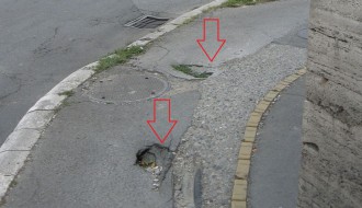Opasne udarne rupe na biciklističkoj stazi u centru grada