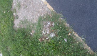 Nedovršen posao nakon asfaltiranja