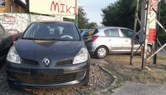 Vozila sa autoplaca na javnoj površini