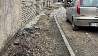 Širina trotoara u Ulici Vuka Karadžića