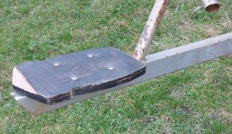 Pohabano igralište u Novom Žedniku