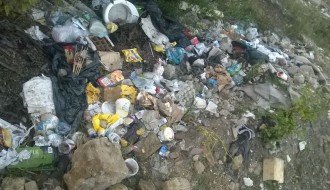 Da li će se nekad stati na kraj ilegalnom iznošenju otpada i đubreta?