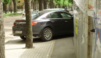 Parkiranje na biciklističke staze