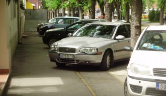 Parkiranje na biciklističke staze