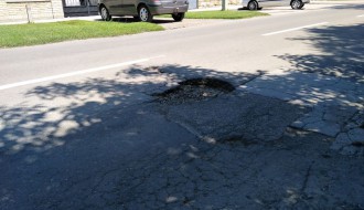 Izvorska ulica - rupe na putu