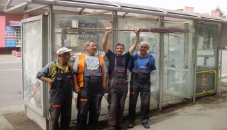 Autobusko stajalište na Prozivci - pre i posle