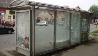 Autobusko stajalište na Prozivci - pre i posle