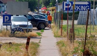 Bahatost vozača na Buvljaku (parkiranje)