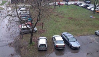 Sakupljaju lišće i travu na gomilu, a onda se ostavi da trune