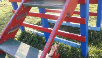 Uništeno igralište u Aleksandrovu