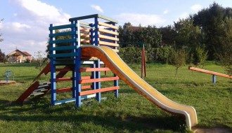 Uništeno igralište u Aleksandrovu