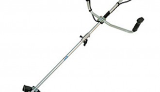 Trimerom ispred punog autobuskog stajalista