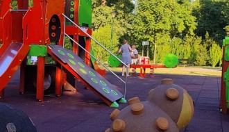 Oštećene sprave na igralištu u Dudovoj šumi