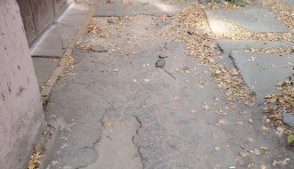 Oštećenje pešačke zone Ulici Zrinjskog i Frankopana