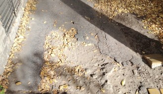 Oštećenje pešačke zone Ulici Zrinjskog i Frankopana