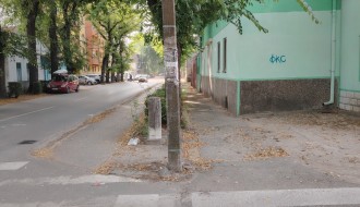 Oštećenje pešačke zone Ulici Zrinjskog i Frankopana