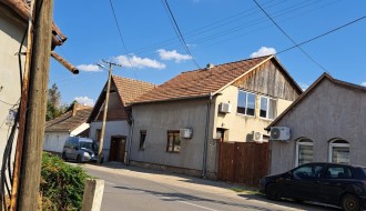 Saobraćajno ogledalo opet skinuto (ugao ulica Lasla Sekereša i Kordunaške)