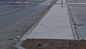 Novi parking ispred Hale sportova popucao i nedovršen