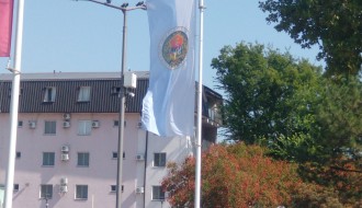 Zastava Subotice na Radijalcu okrenuta naopako