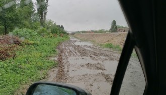 Ambrozija, neprohadna Kosovska ulica, nekontrolisani radovi brze pruge