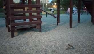 Opasnost na dečjem igralištu na Prozivci