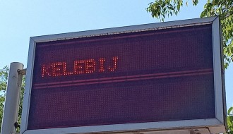 Pokvareni displej kod Lifke na stajalištu autobusa