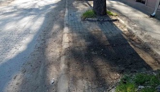 Zapušten parking u ulici Dinka Zlatarića