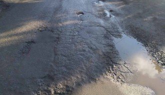 Udarne  rupe u ulici Frana Supila