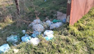 Mali Bajmok zatrpan smećem