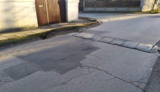 Udarne rupe u ulici Marka Oreškovića